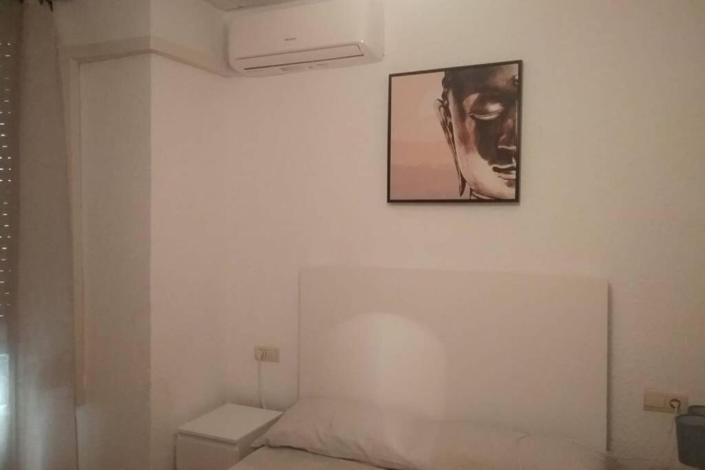 Cozy Apartment In The Heart Of Alicante! Exterior photo